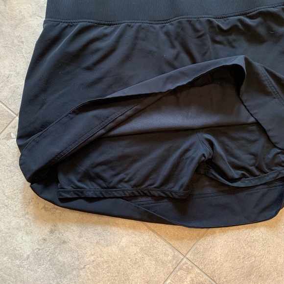 32 Degrees Cool Classic Black Women's Skirt, size XL - Picture 8 of 9